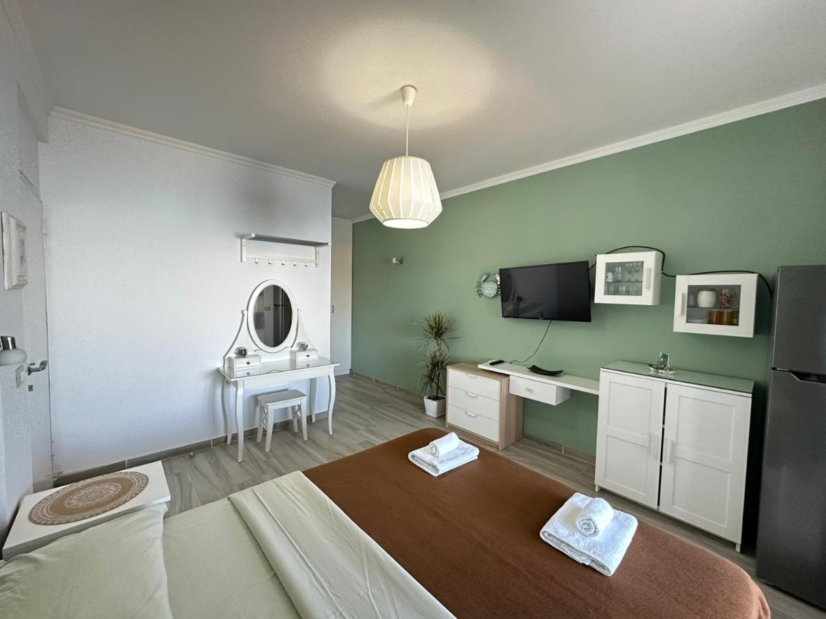 Home Aquamarine & Residence Vlorë 외부 사진