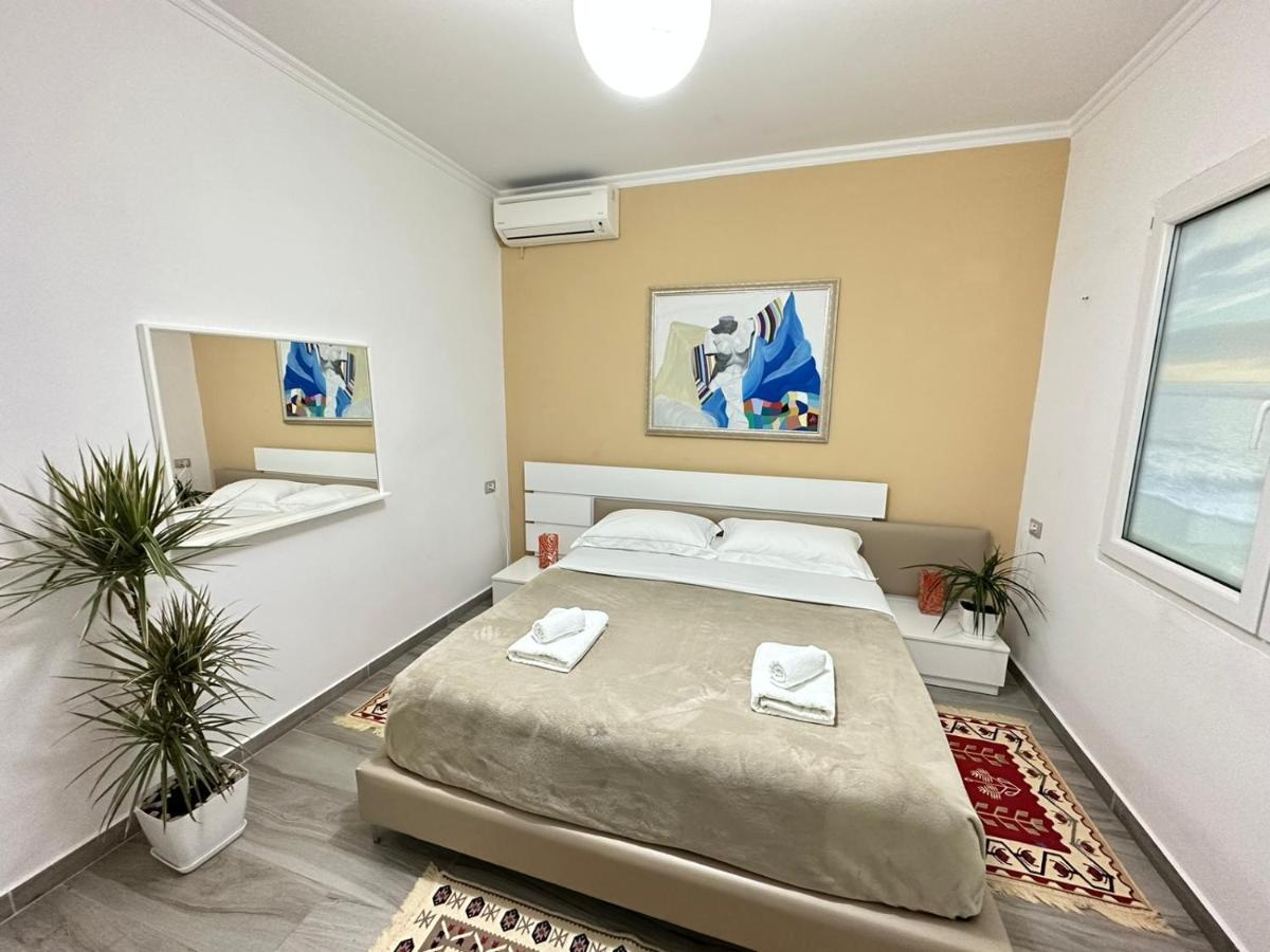 Home Aquamarine & Residence Vlorë 외부 사진