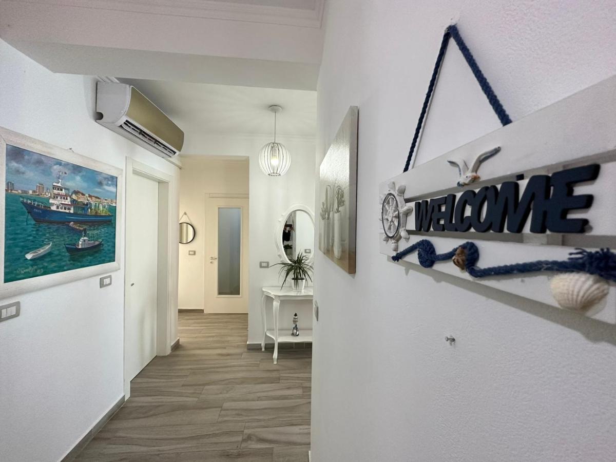 Home Aquamarine & Residence Vlorë 외부 사진