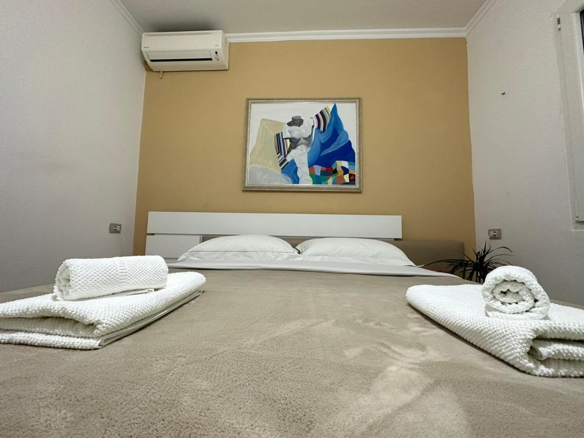 Home Aquamarine & Residence Vlorë 외부 사진