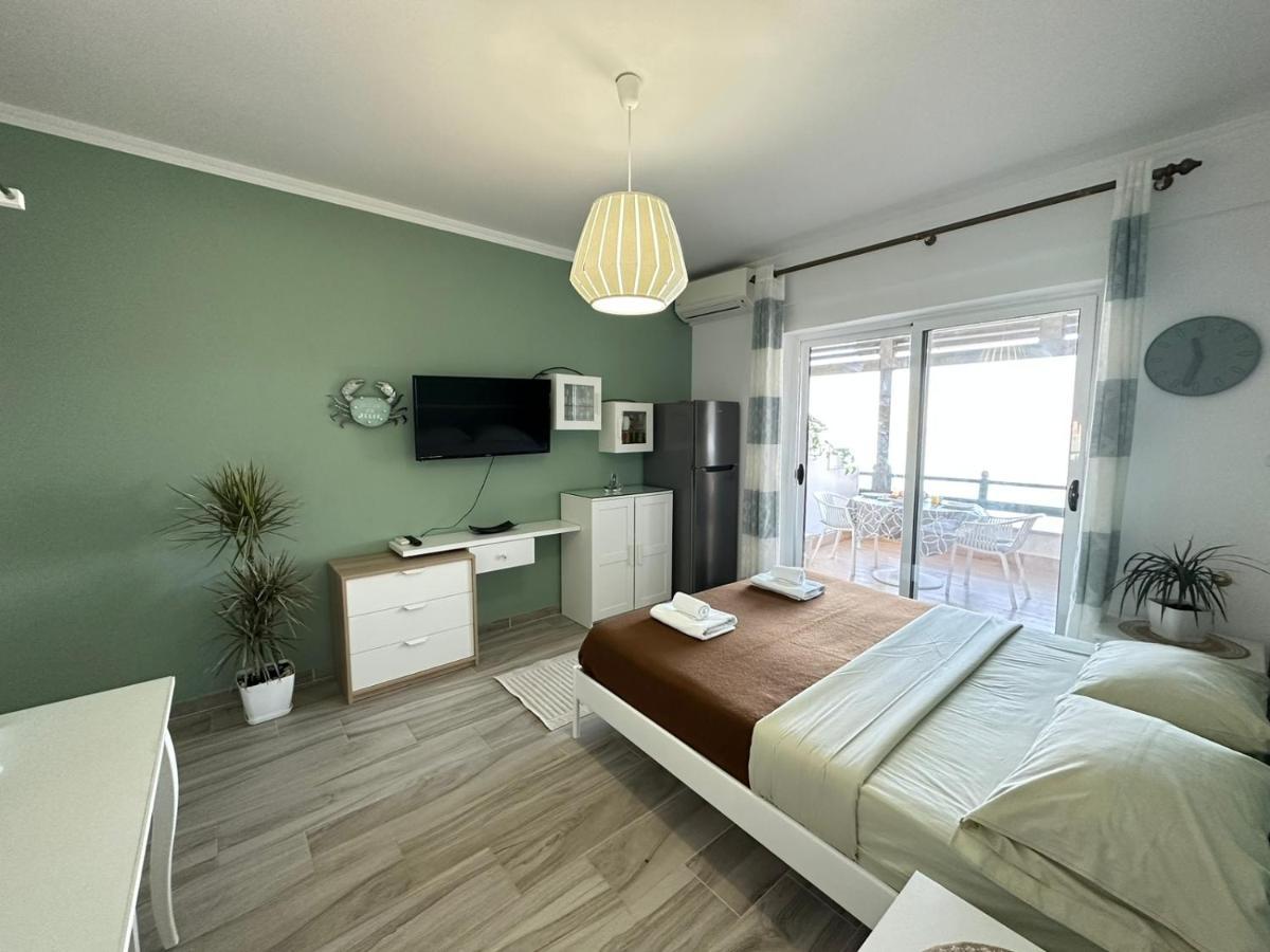 Home Aquamarine & Residence Vlorë 외부 사진